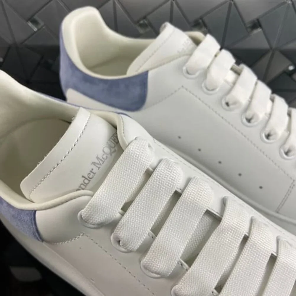 Alexander McQueen Women Sneakers - Picture 5 of 6